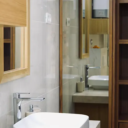 Hvar Riva Apartmán *