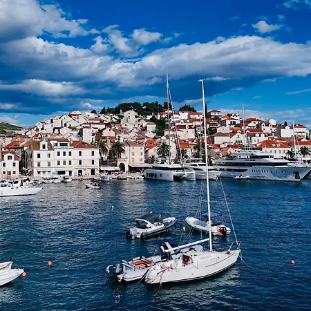 Apartmán Hvar Riva *