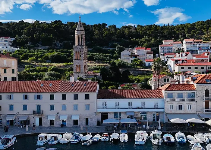 Hvar Riva Apartment